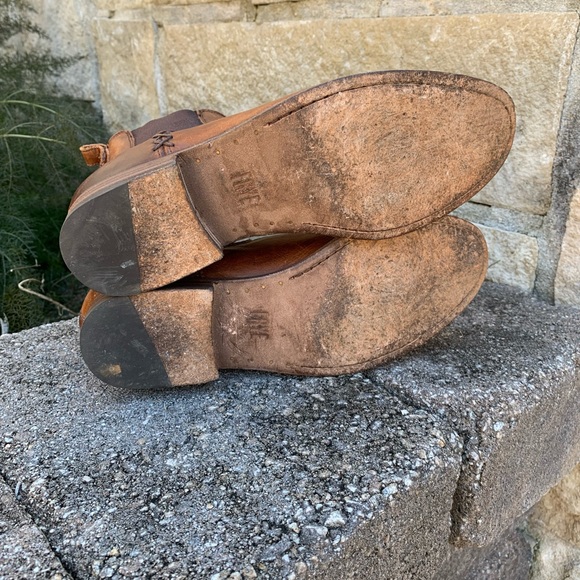 Frye Carly Leather Boots, Sz 7 US - Picture 7 of 9